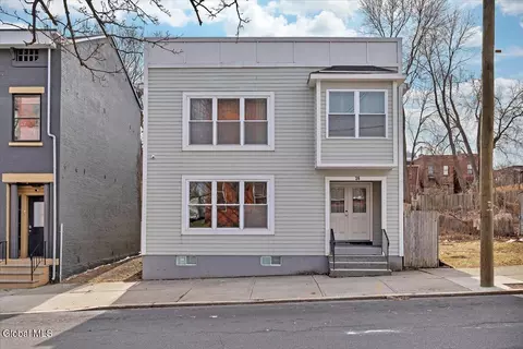 36 2nd St, Albany, NY 12210