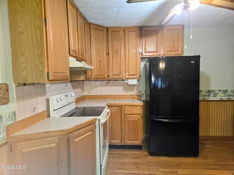 1008 Peter Rd, Schenectady, NY 12303 photo 12