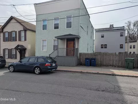 5 Church St, Cohoes, NY 12047
