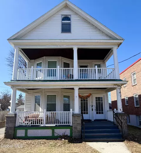 1064 Washington Ave, Albany, NY 12203