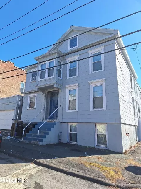 65 13th St, Troy, NY 12180