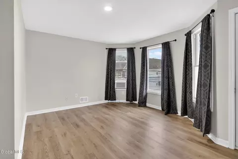 Living - 4 Daggett Ter, Schenectady, NY 12307 photo 4 of 4