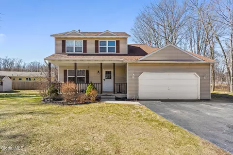 25 Netherlands Blvd, Rotterdam, NY 12306