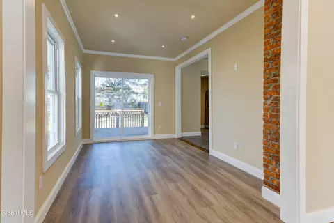 Living - 8 Sheldon St, Schenectady, NY 12308 photo 7 of 7