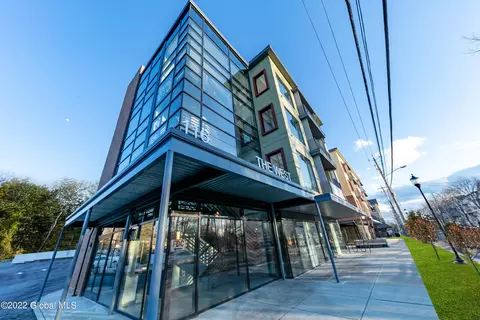 116 West Ave UNIT 402, Saratoga Springs, NY 12866