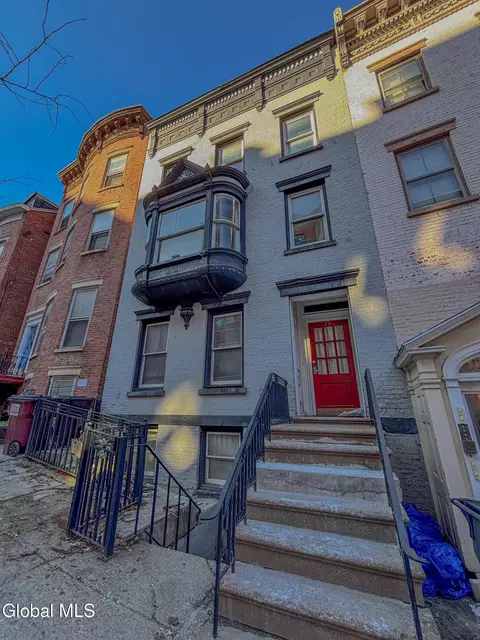 79 Columbia St, Albany, NY 12210