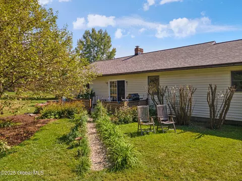 Exterior - 124 Schell Rd, Berne, NY 12023 photo 6 of 9