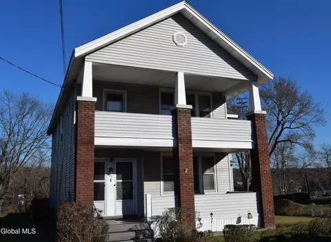 106 Continental Ave, Cohoes, NY 12047