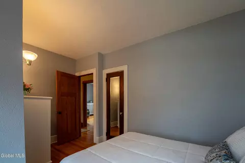 Bedroom - 18 Bridge St, Slingerlands, NY 12159 photo 4 of 8