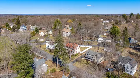 View/Area - 18 Bridge St, Slingerlands, NY 12159 photo 2 of 3