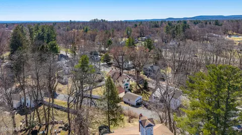 View/Area - 18 Bridge St, Slingerlands, NY 12159 photo 1 of 3