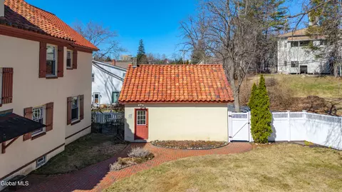 Exterior - 18 Bridge St, Slingerlands, NY 12159 photo 3 of 8