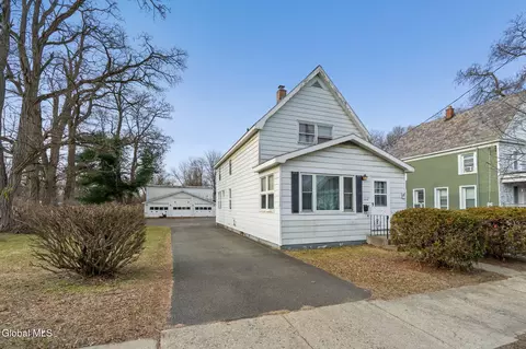 2606 Turner Ave, Schenectady, NY 12306