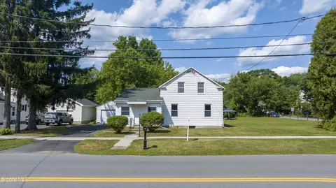 1 Congress Ave, Saratoga Springs, NY 12866