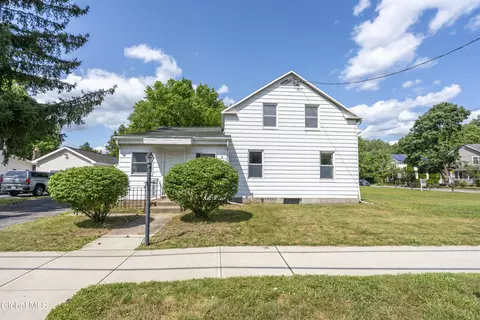 1 Congress Ave, Saratoga Springs, NY 12866
