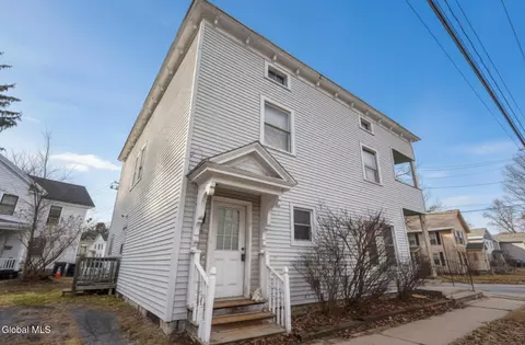 187 South St, Glens Falls, NY 12801