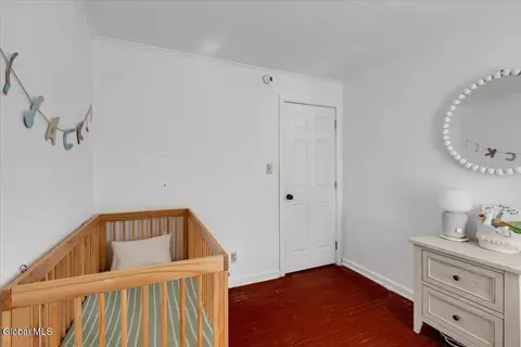 Bedroom - 124 Beacon Rd, Glenmont, NY 12077 photo 4 of 5