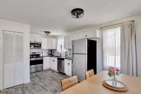 Kitchen - 124 Beacon Rd, Glenmont, NY 12077 photo 1 of 4