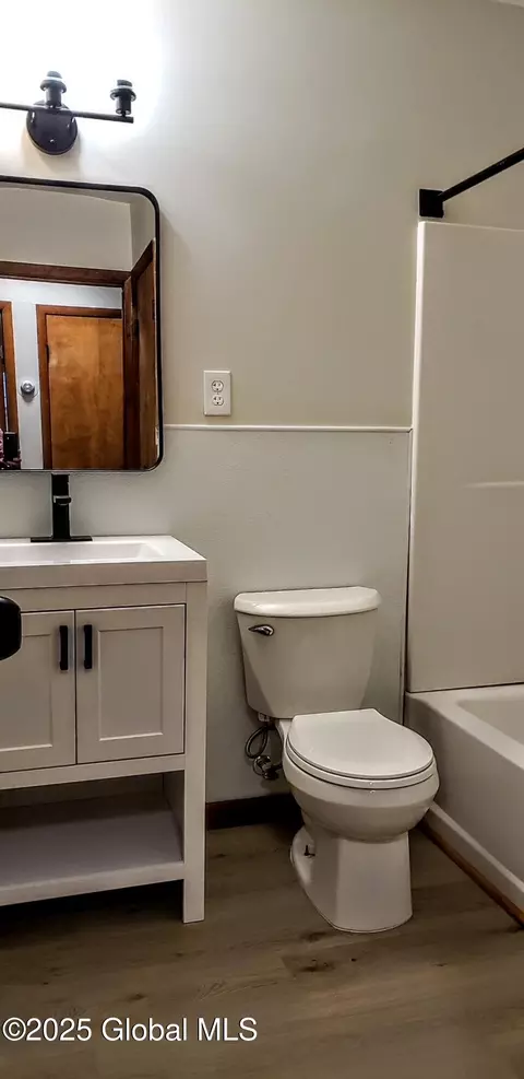 Bath - 1300 S Schodack Rd, Castleton On Hudson, NY 12033 photo 1 of 6