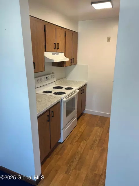 Kitchen - 1300 S Schodack Rd, Castleton On Hudson, NY 12033 photo 2 of 9