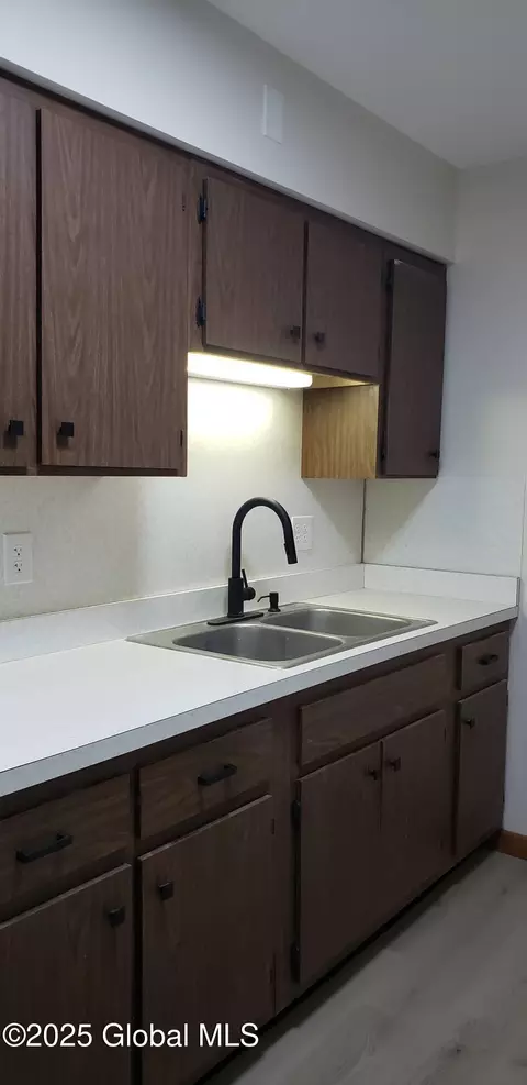 Kitchen - 1300 S Schodack Rd, Castleton On Hudson, NY 12033 photo 8 of 9