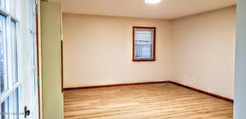 Living - 1300 S Schodack Rd, Castleton On Hudson, NY 12033 photo 3 of 10