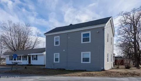 Exterior - 1300 S Schodack Rd, Castleton On Hudson, NY 12033 photo 3 of 9