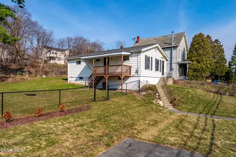 440 Saratoga St, Cohoes, NY 12047
