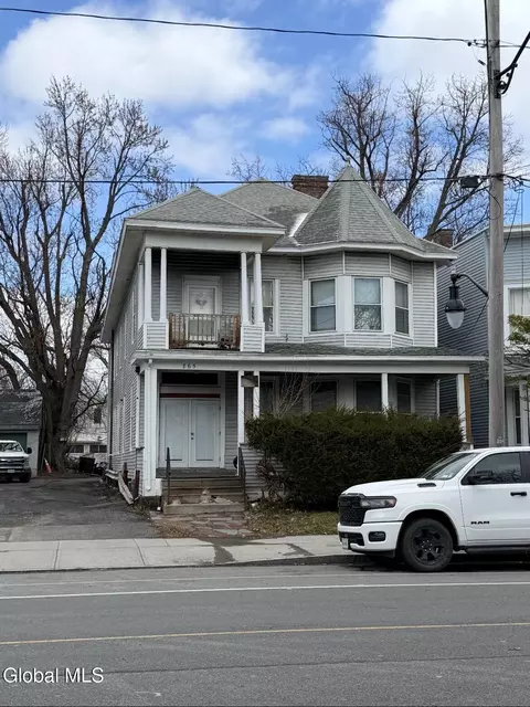 865 Madison Ave, Albany, NY 12208
