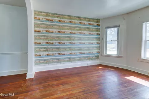Living - 215 Elm St, Schenectady, NY 12304 photo 1 of 5