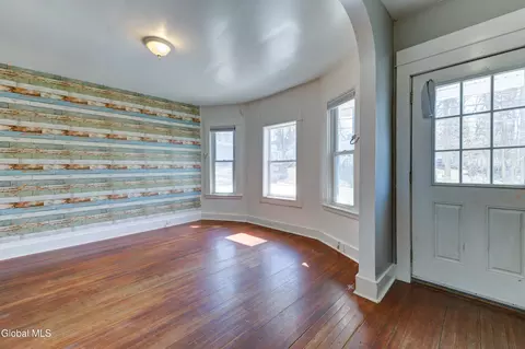 Living - 215 Elm St, Schenectady, NY 12304 photo 3 of 5