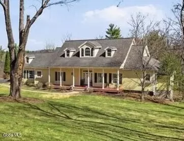 136 Wormer Rd, Voorheesville, NY 12186
