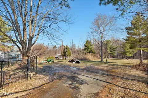 Exterior - 89 Morris Rd, Schenectady, NY 12304 photo 11 of 11