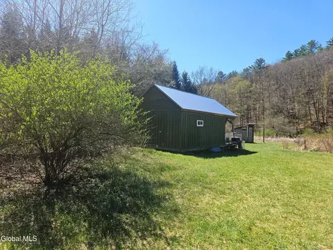 915 Mill Valley Rd, Middleburgh, NY 12122 photo 2