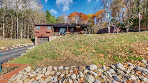 199 Blanchard Rd, Gloversville, NY 12078