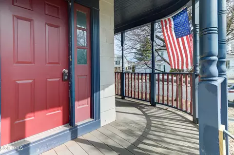 Exterior - 213 E Main St, Johnstown, NY 12095 photo 3 of 5