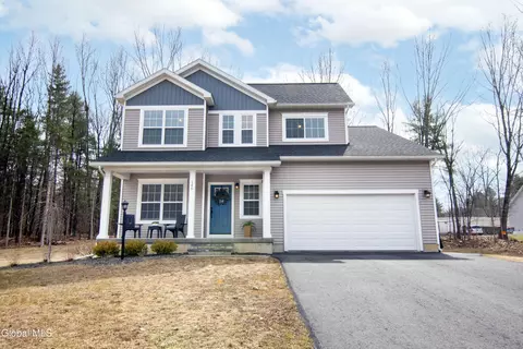 146 Cramer Rd, Malta, NY 12020