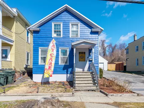 171 Vliet Blvd, Cohoes, NY 12047