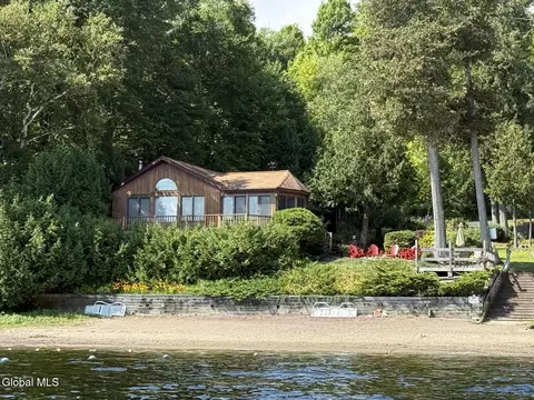 24 Burzee Dr, Schroon Lake, NY 12870