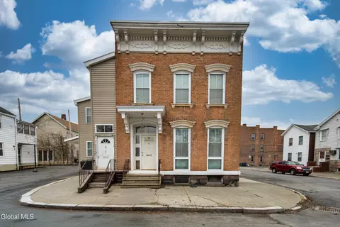 94 Howard St, Cohoes, NY 12047