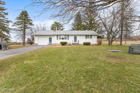 411 Ward Ln, Schoharie, NY 12157