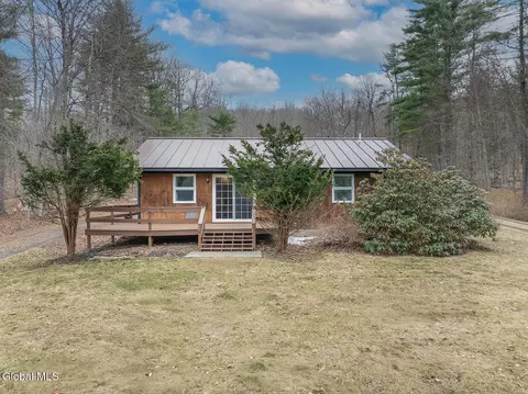 103 Beecher Rd, Granville, NY 12832