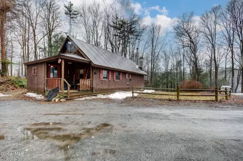 259 Hart Rd, Saint Johnsville, NY 13452