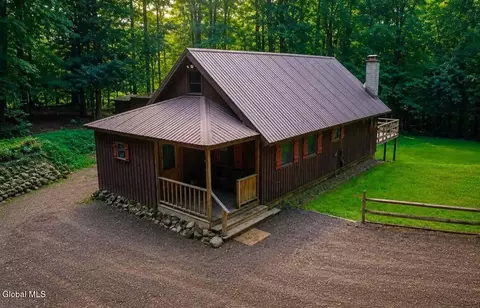 259 Hart Rd, Saint Johnsville, NY 13452