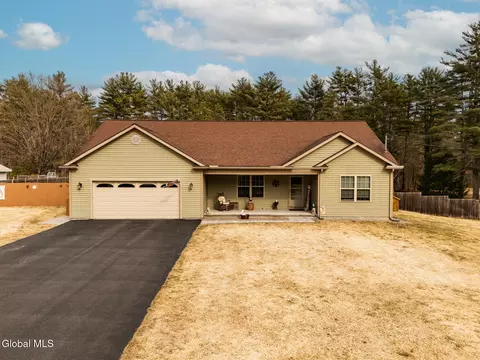 53 Division Rd, Queensbury, NY 12804