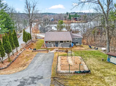 144 1st Dyke Rd, Averill Park, NY 12018