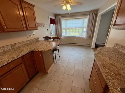 Kitchen - 1051 Inner Dr, Schenectady, NY 12303 photo 9 of 9