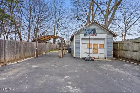 Exterior - 837 Harrison Ave, Schenectady, NY 12306 photo 5 of 6