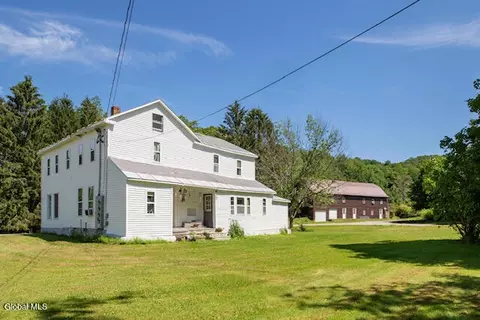 17564 State Route 22, Berlin, NY 12022