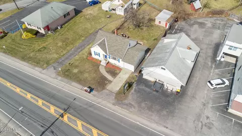 View/Area - 1815 Curry Rd, Schenectady, NY 12306 photo 5 of 6